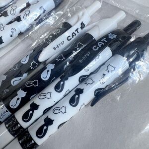 Bulk 6 pkgs - Black and White Cat Pens Set